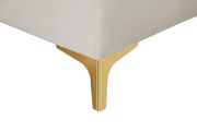 Cream velvet fabric contemporary loveseat by Meridian additional picture 6