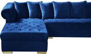 2-chaise 3pcs sectional in navy velvet by Meridian additional picture 6
