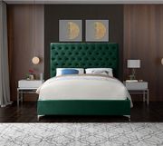 Green velvet tufted headboard contemporary bed by Meridian additional picture 2