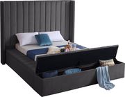 Channel tufting / storage gray velvet modern bed by Meridian additional picture 4