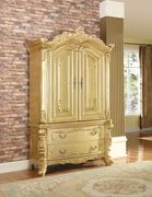 Gold finish traditional style bedroom by Meridian additional picture 4