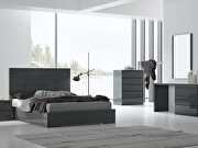 Squares design in headboard, high gloss gray full bed by Whiteline  additional picture 4