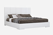 Squares design in headboard, high gloss white king bed by Whiteline  additional picture 4