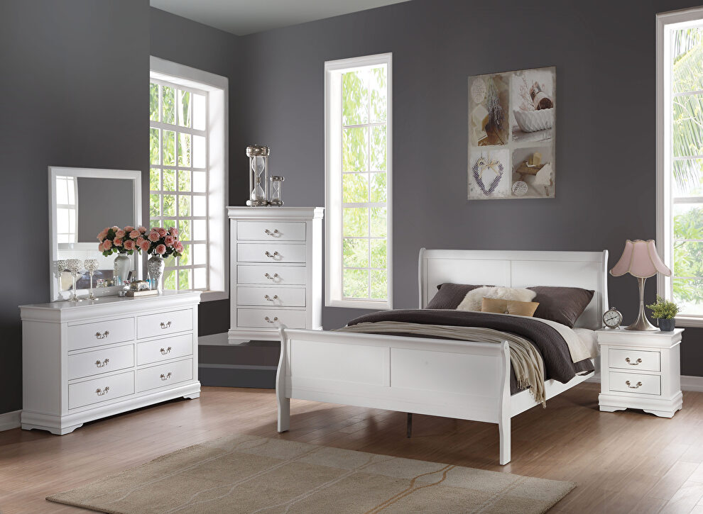 White eastern king bed in casual style by Acme