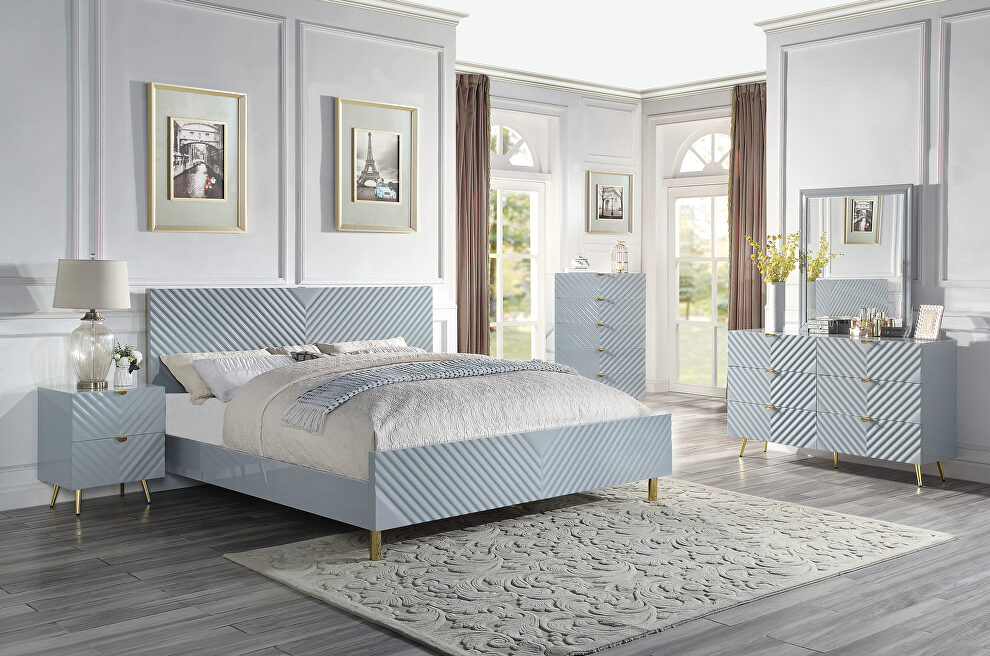 Gray high gloss finish wave pattern design queen bed by Acme