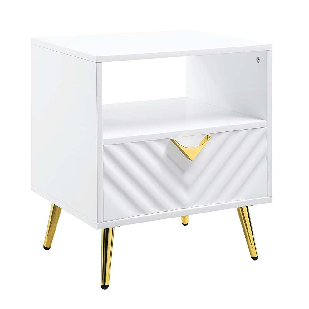 White high gloss finish wave pattern design end table by Acme