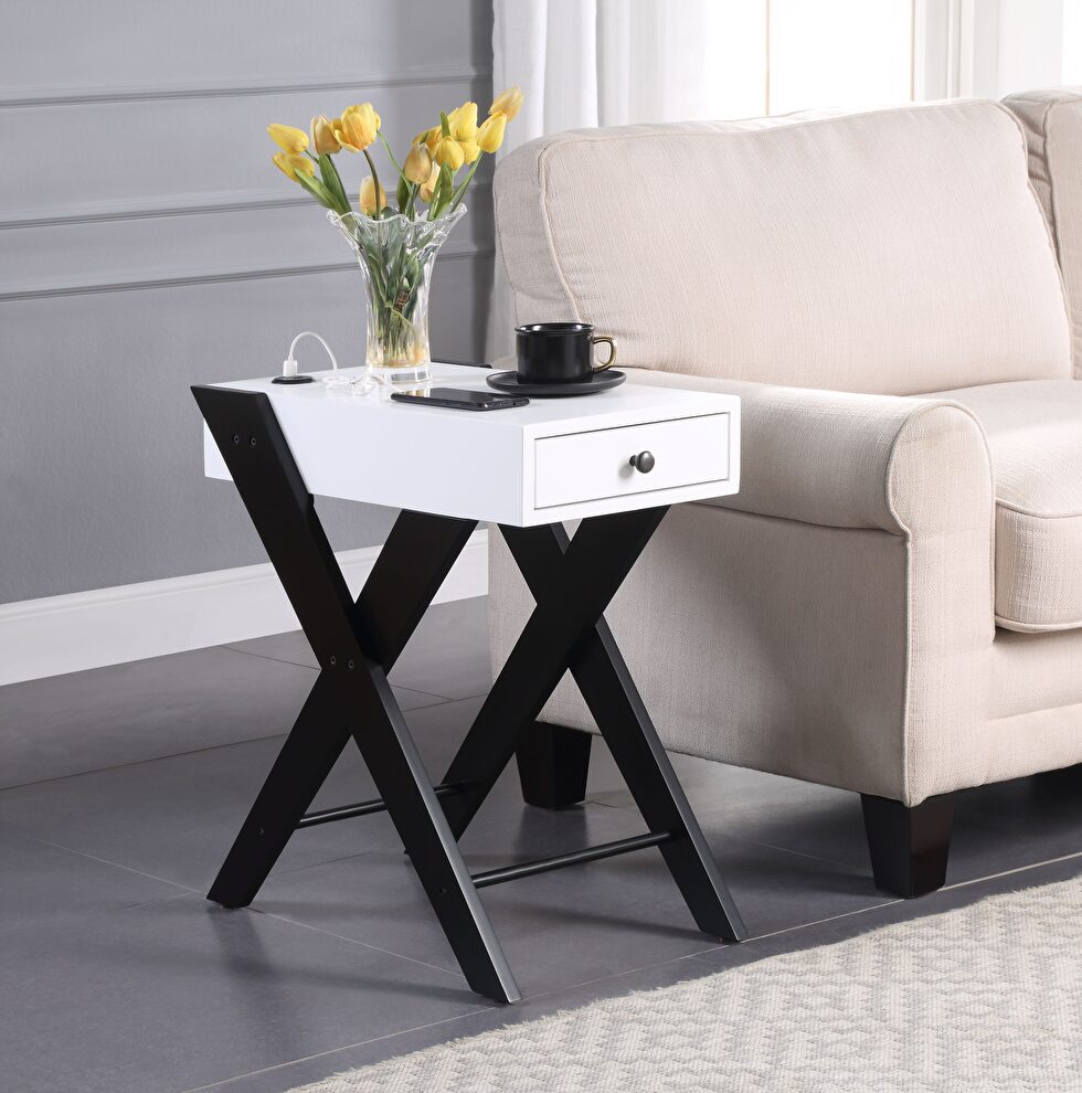 White & black side table by Acme