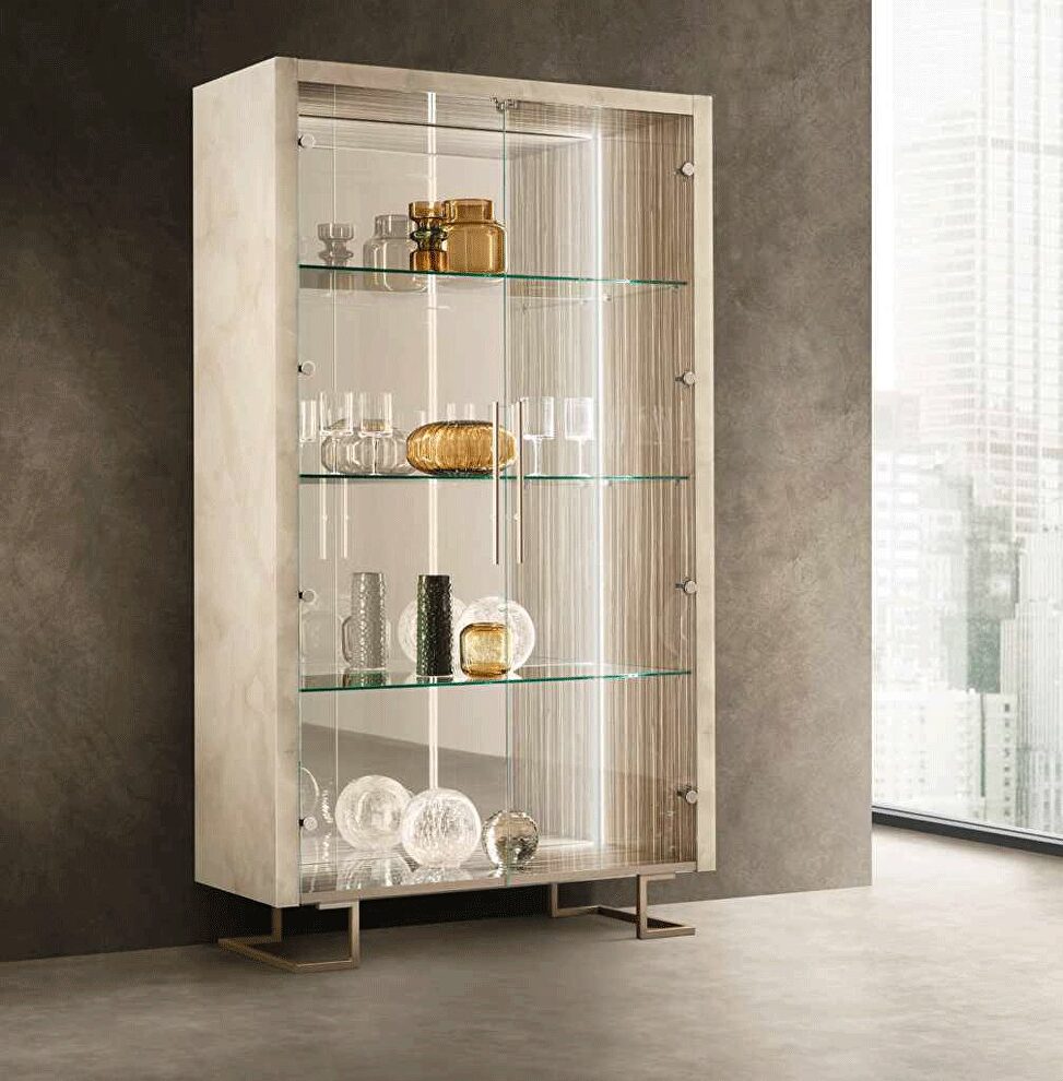 Contemporary high-gloss curio by Arredoclassic Italy