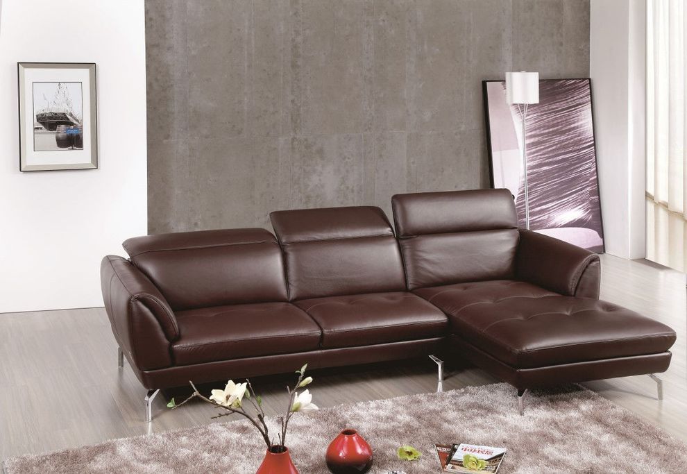 Quality 2pcs sectional sofa in brown leather by Beverly Hills