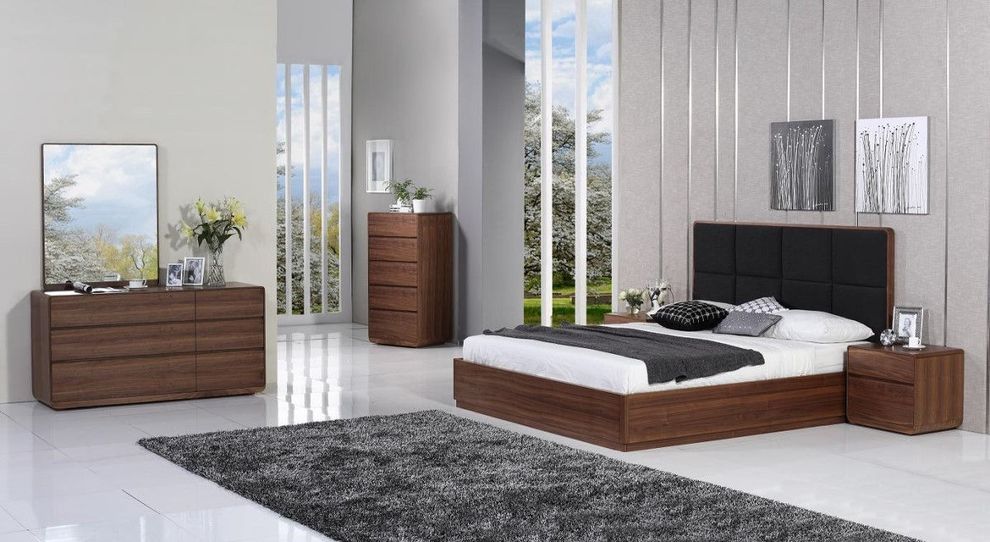 Mid-century modern design bedroom set by Beverly Hills