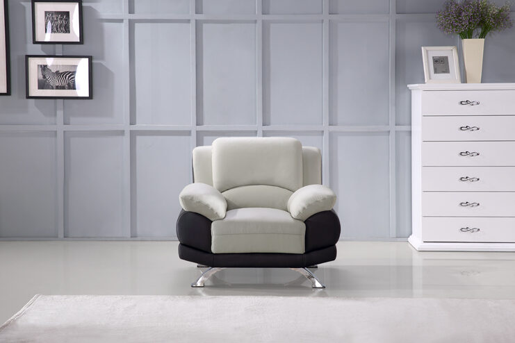 Gray/black modern leather chair by Beverly Hills