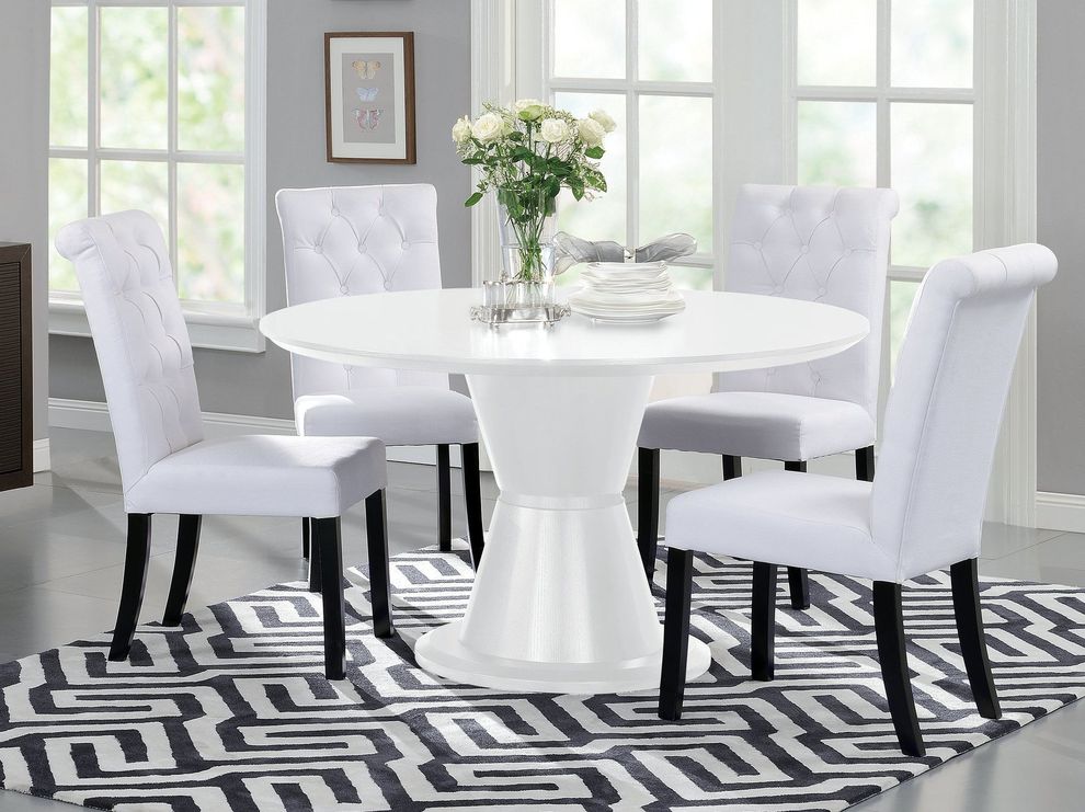 Round modern dining table in white by Beverly Hills