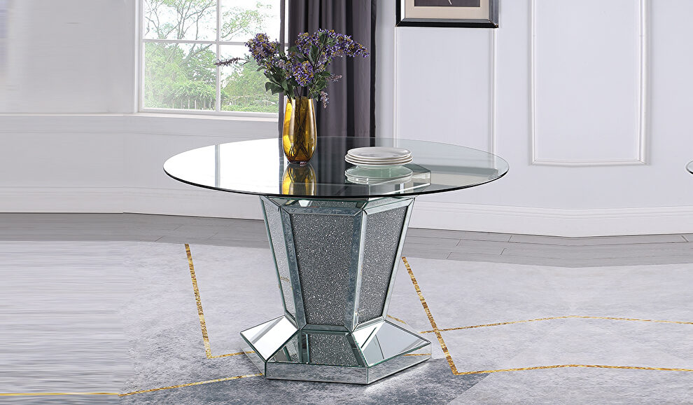 Round glass top contemporary dining table by Cosmos