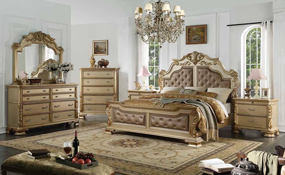 Traditional style king bed in gold finish wood by Cosmos