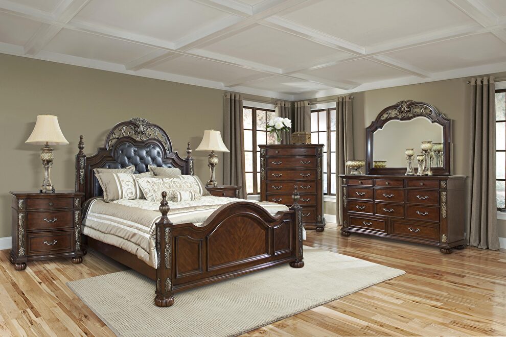 Traditional style queen bed in cherry finish wood by Cosmos