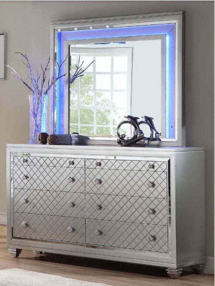 Contemporary style dresser in silver finish wood by Cosmos