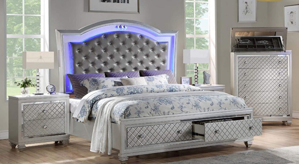 Contemporary style queen bed in silver finish wood by Cosmos