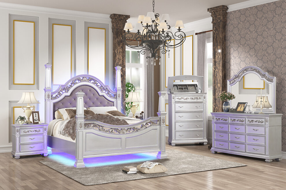 Glam mirrored panels king bedroom set in silver by Cosmos