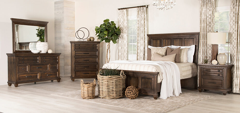 Brown finish acacia and poplar woods queen bed by Coaster