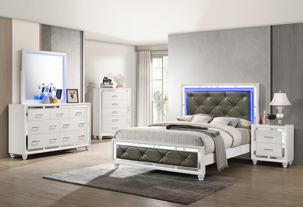 White and silver finish queen bed w/ led headboard lights by Coaster