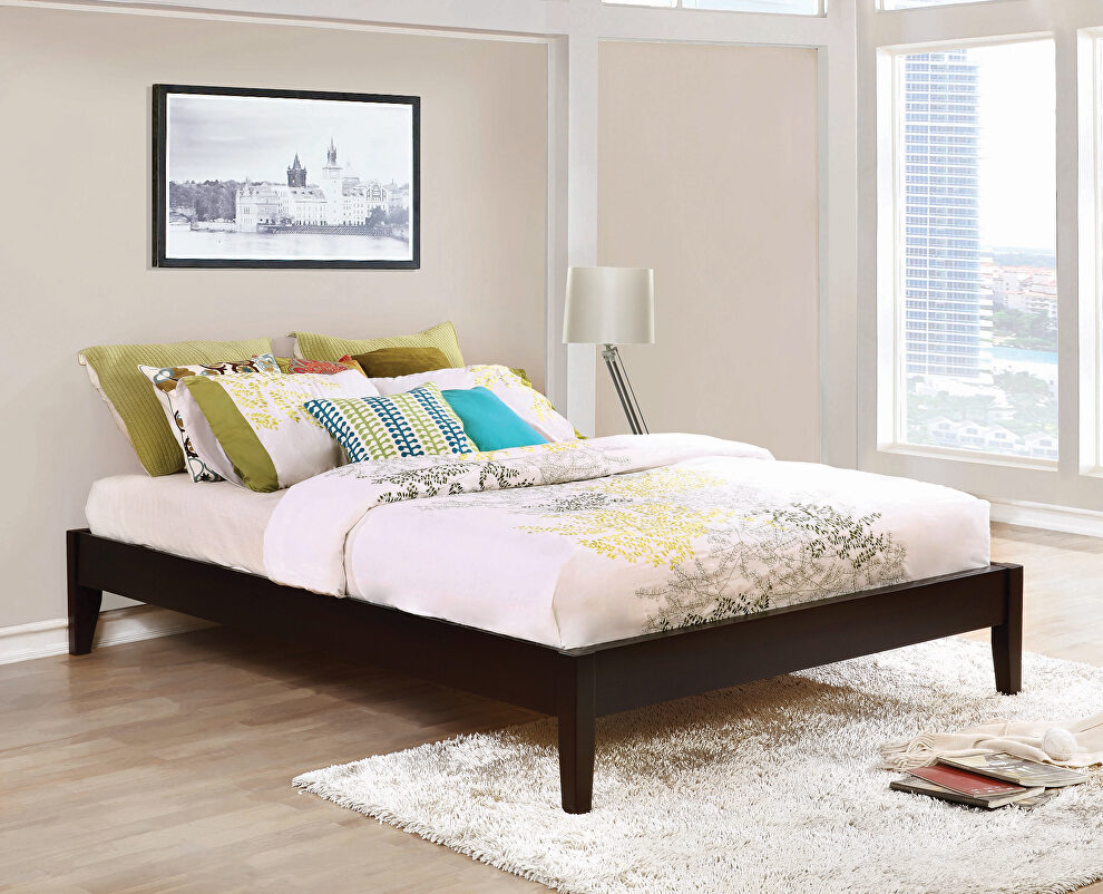 Cappuccino king platform bed by Coaster