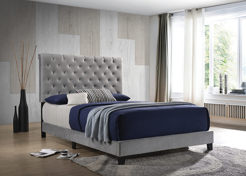 Gray velvet full bed by Coaster
