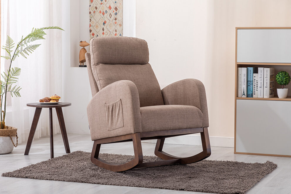 Comfortable rocking chair in camel by La Spezia