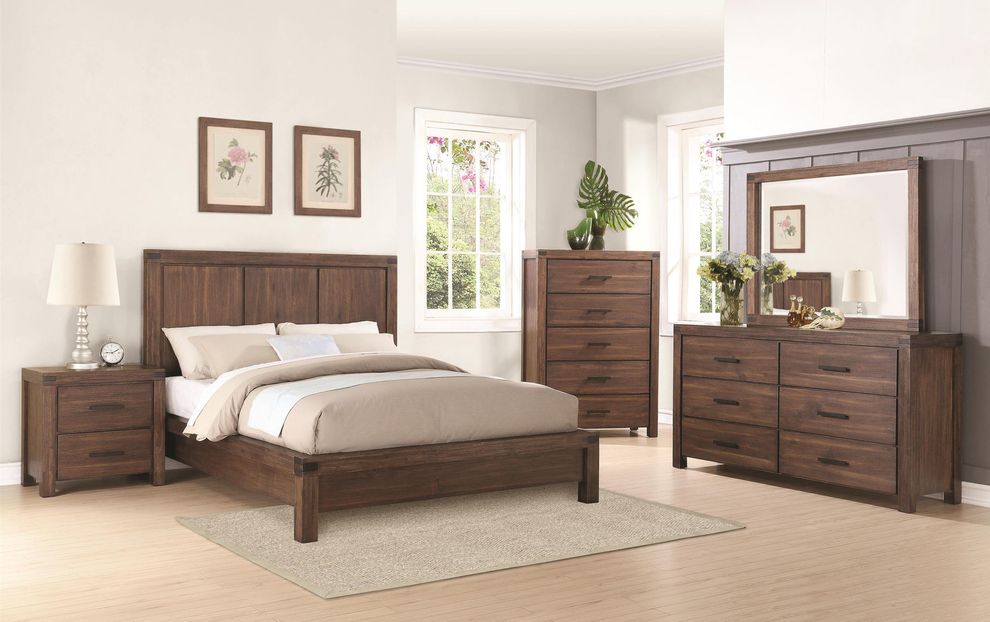 Wire brushed wood finish modern platform bed by Coaster