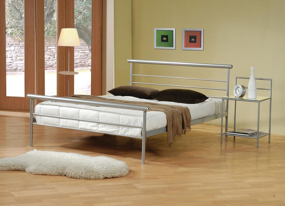Simple casual silver metal tube style bed by Coaster
