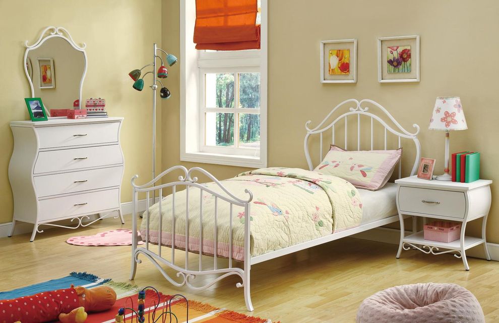 Twin Youth Bed in White Metal by Coaster