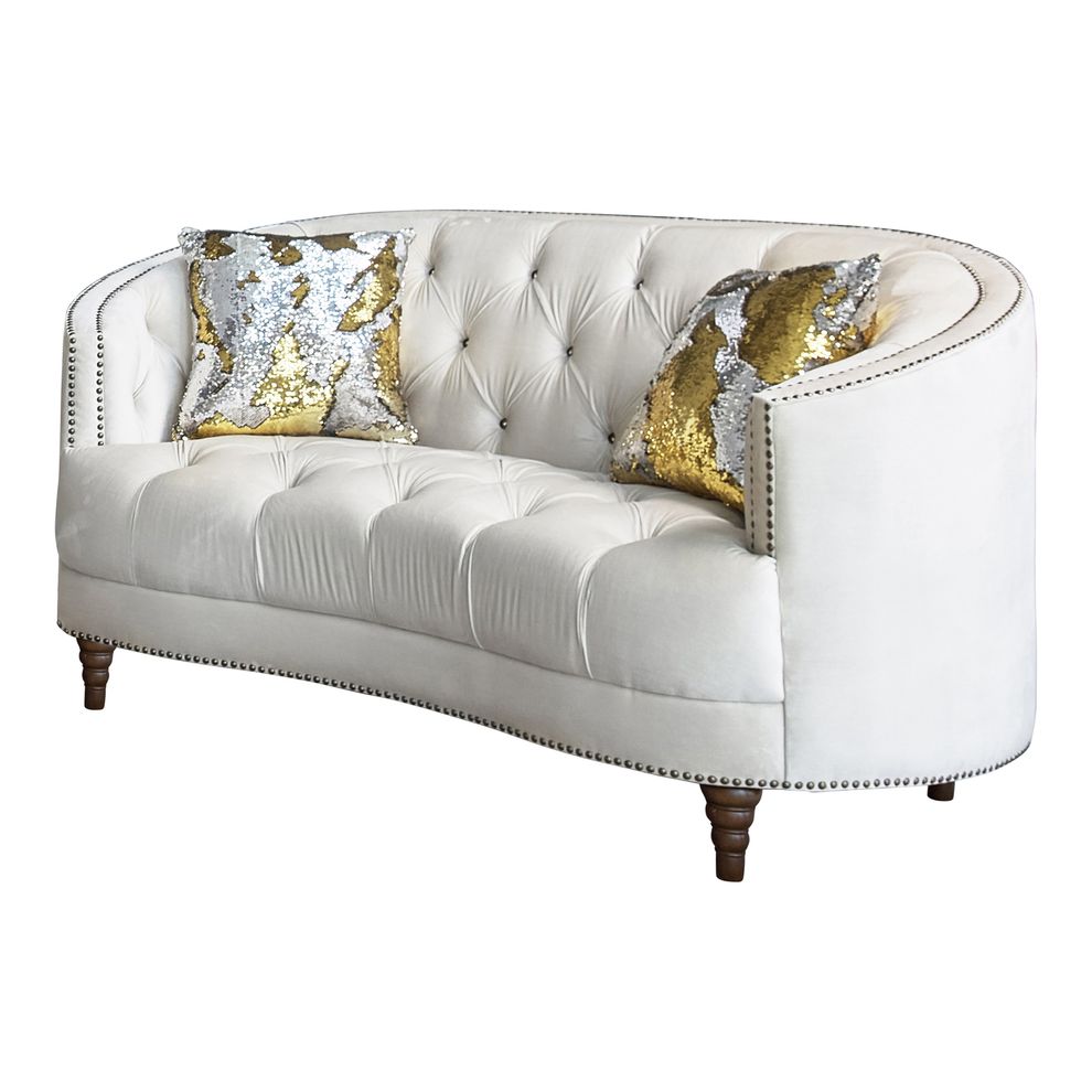 Traditional off white velvet tufted curved back loveseat by Coaster