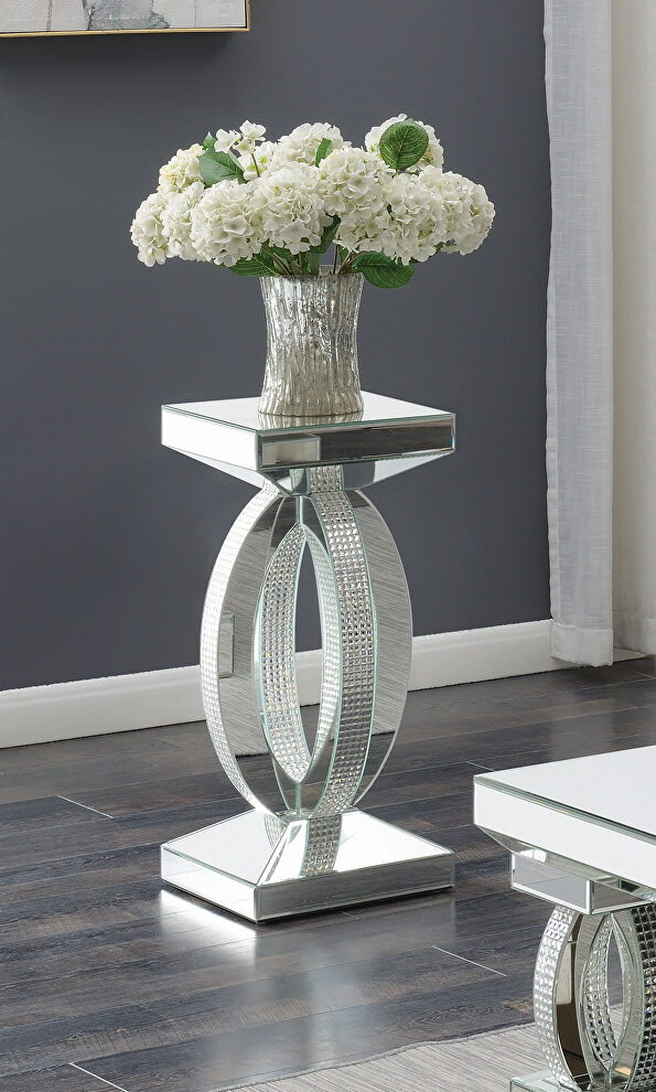 Contemporary silver mirrored side table by Coaster