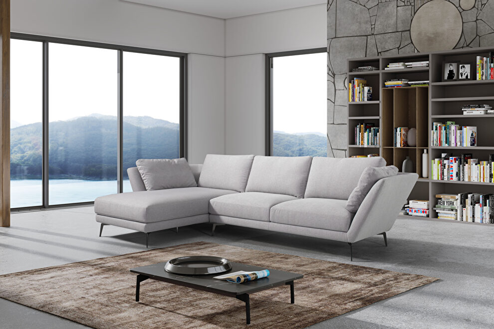 Light gray fabric Italian sectional sofa by Diven Living