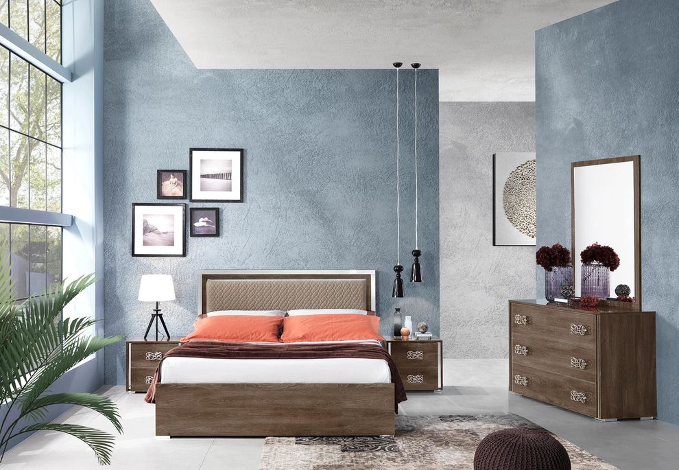 Italian brown high-gloss modern platform bed by MCS Mobili