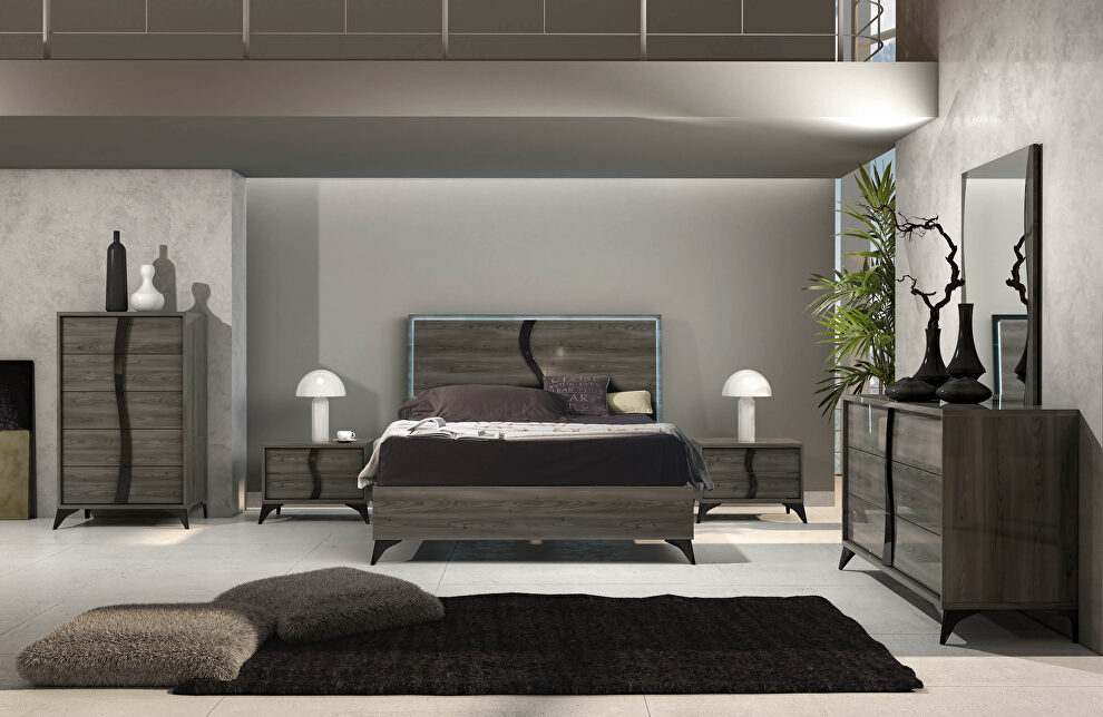 Gray / brown glossy contemporary king bed by Elegante Italia