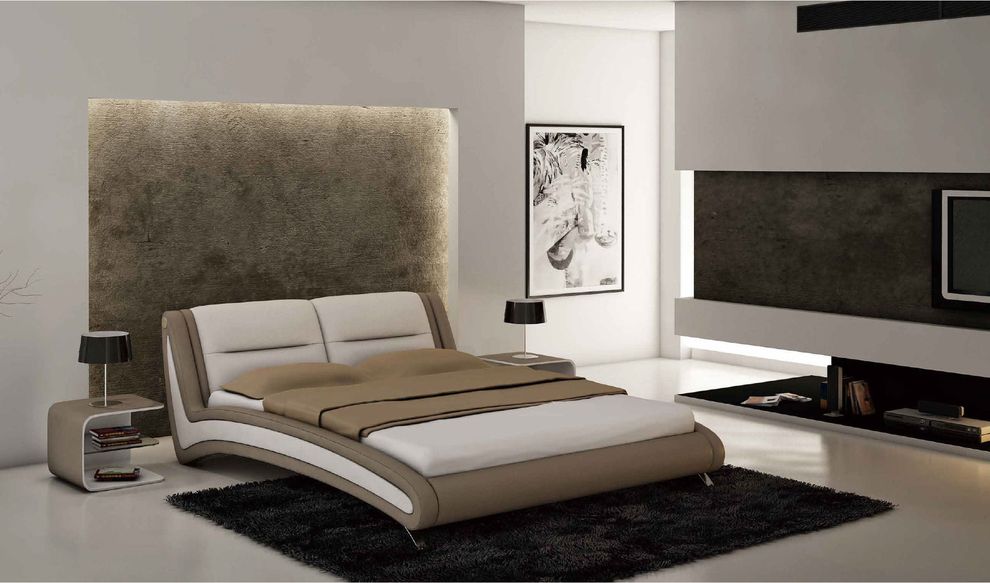 Modern low king size bed in beige leather by ESF