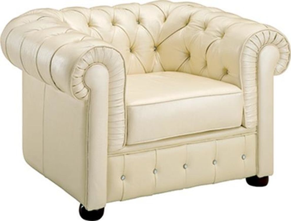 Ivory leather tufted buttons design chair by ESF