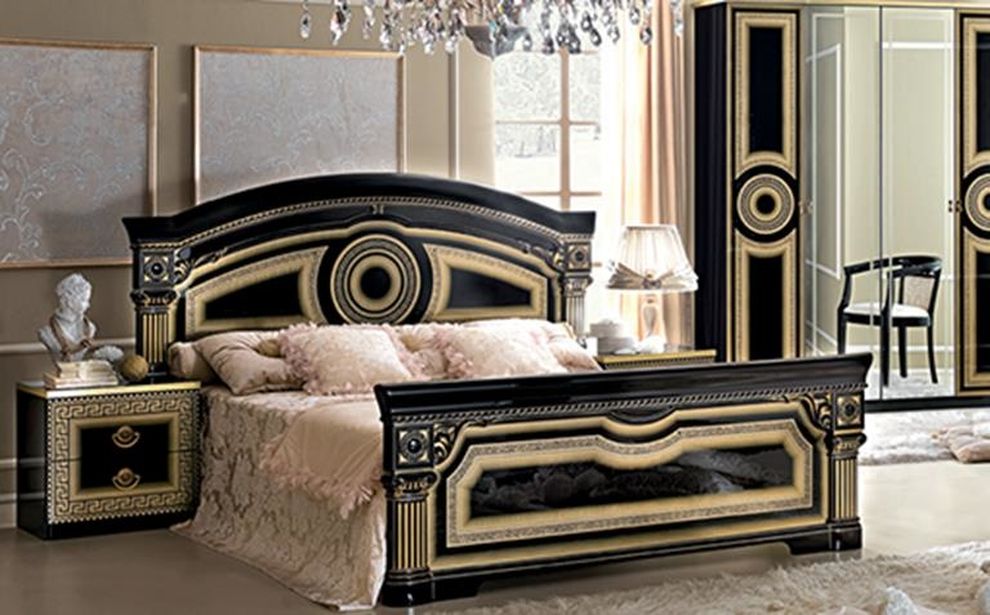 Classic touch elegant traditional king size bed by Camelgroup Italy