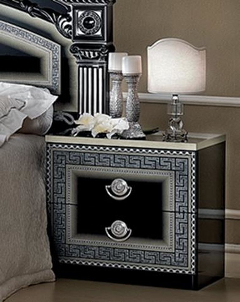 Classic touch elegant traditional nightstand by Camelgroup Italy
