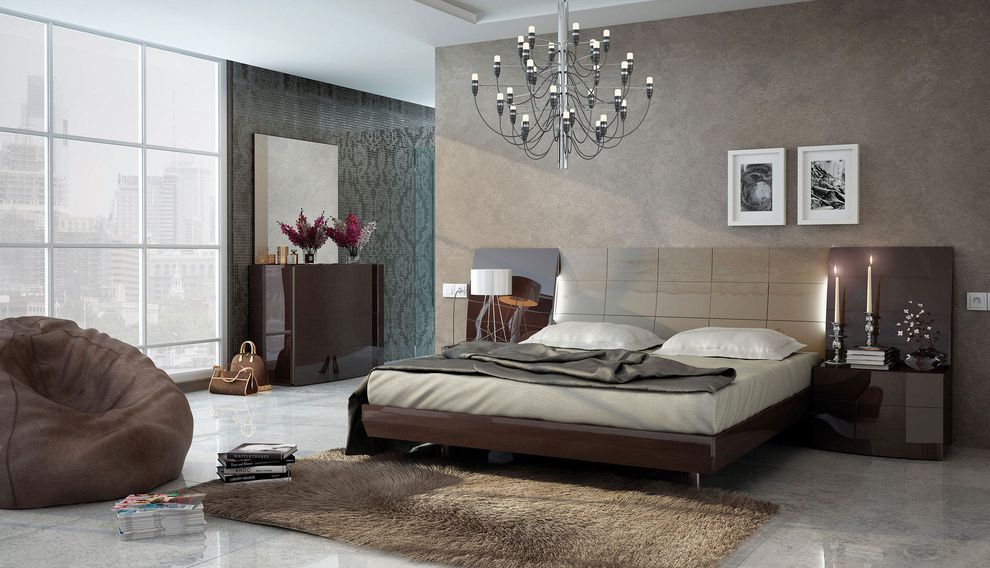 Modern platform gray/walnut high-gloss lacquer bed by Fenicia Spain