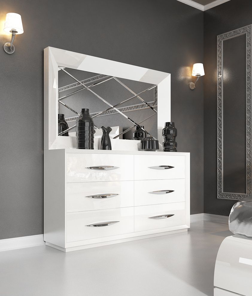 White high-gloss lacquer dresser by Franco Spain
