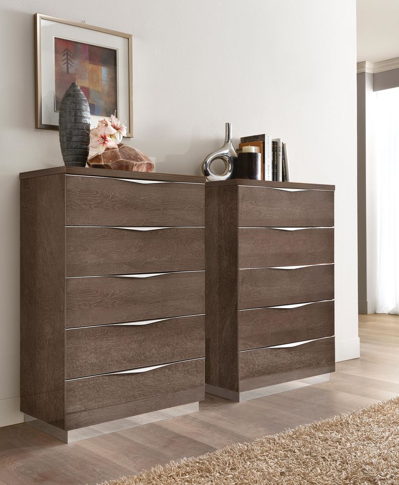 Modern birch finish chest by Camelgroup Italy