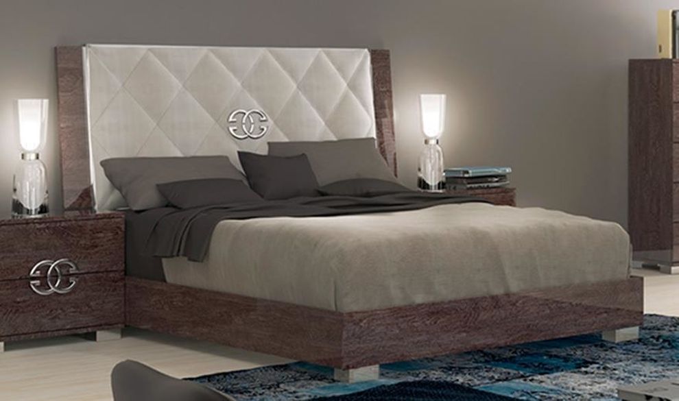 Stylish beige tufted headboard modern bed in king size by Status Italy