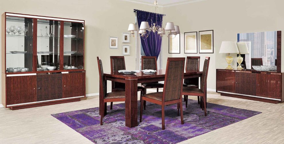 Modern strict lines dining table in mahogany by ESF