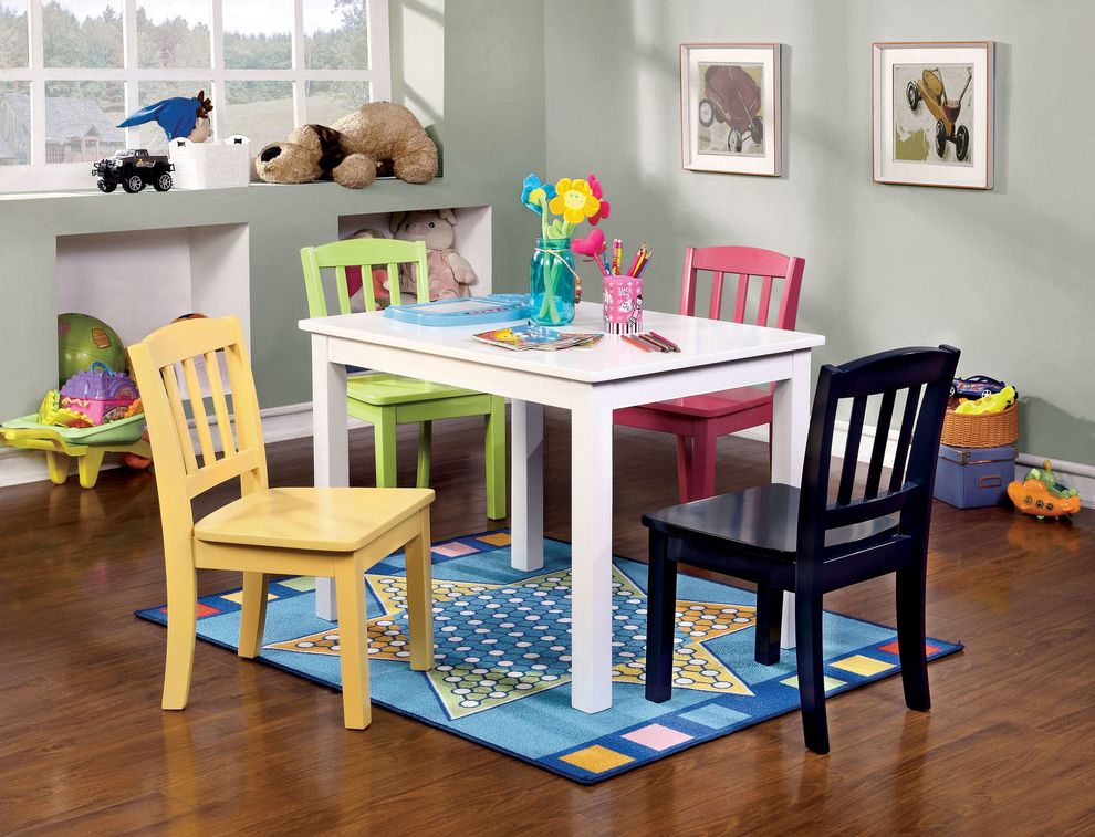 Kids white table + 4 chairs set by Furniture of America