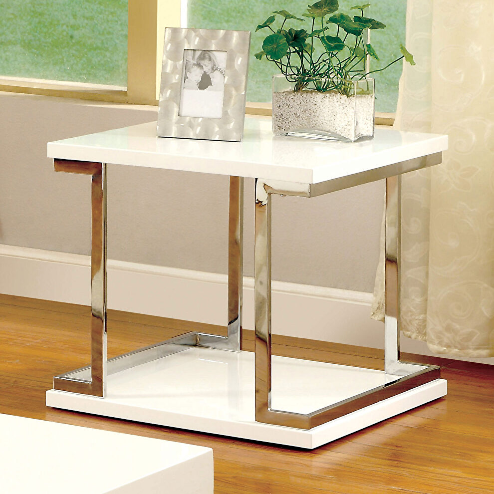 Contemporary white high gloss end table by Furniture of America