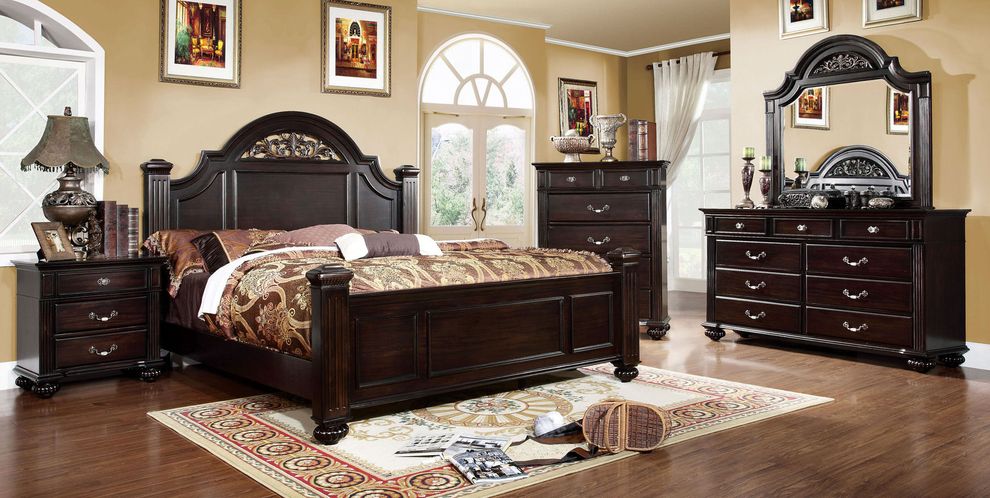 Dark walnut post bed in traditional style by Furniture of America