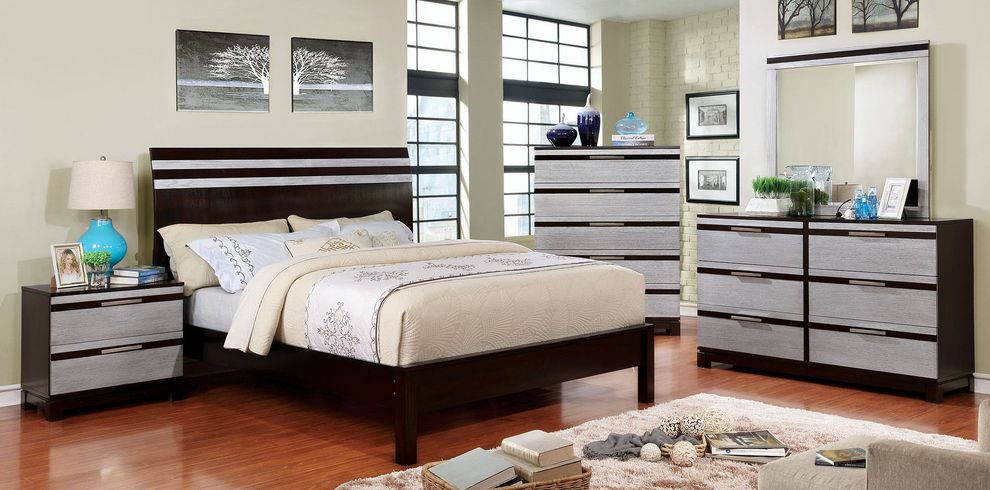 Silver/espresso two-toned contemporary king bed by Furniture of America