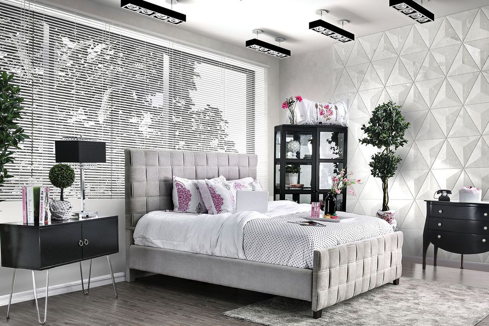 Contemporary gray fabric king bed by Furniture of America