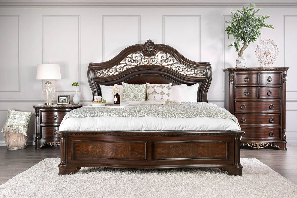 Brown cherry classical touch king size bed by Furniture of America
